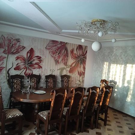 У Ані Лазещина Екстериор снимка